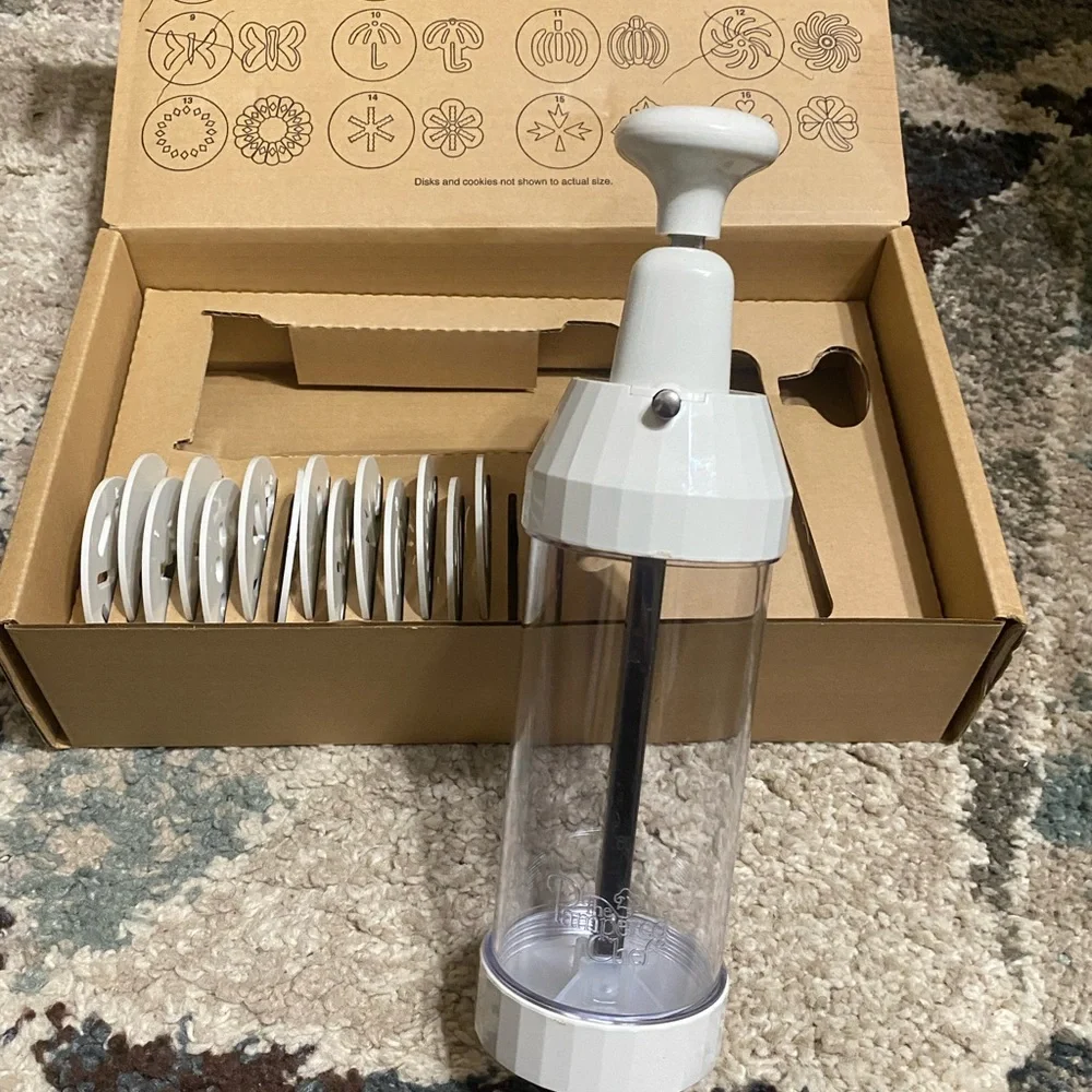 Pampered Chef Cookie Press with‎ Discs Missing 2 Discs